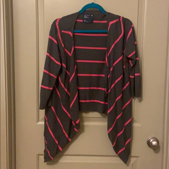 Cardigan - Picture 2 of 3